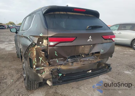 2022 Mitsubishi Outlander Sel 2.5 2Wd/Sel Special Edition 2Wd from USA, damaged, VIN JA4J3VA84NZ090943